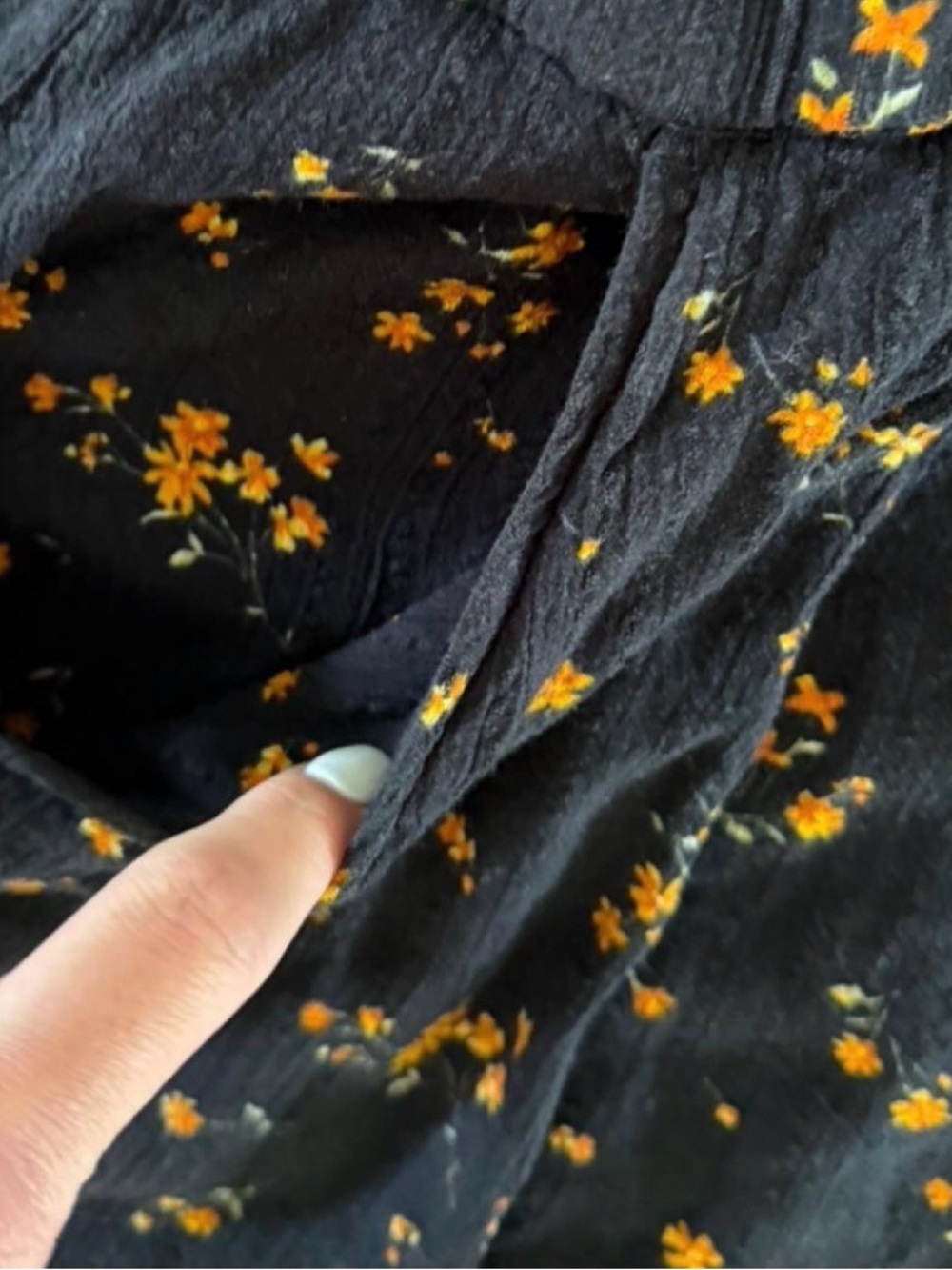 American Eagle Outfitters Black Dress with Yellow Floral Print. Has pockets!! - Picture 3 of 3